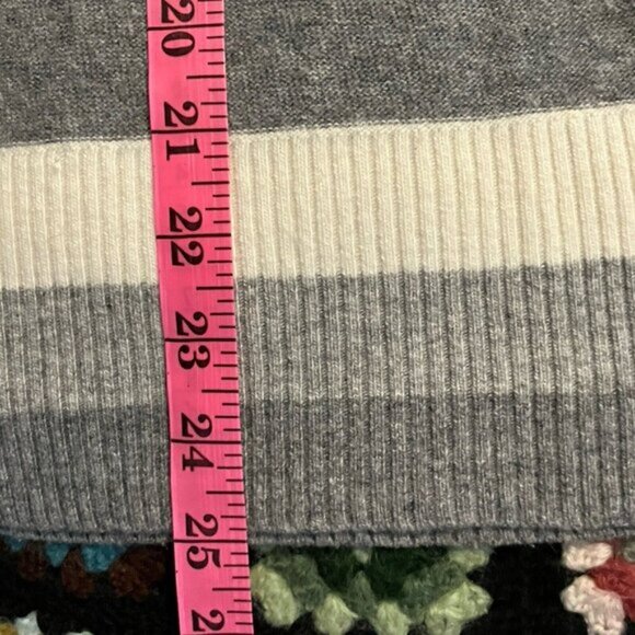 Banana Republic Sweater Womens S Luxury Cashmere Blend Stripes Gray Neutral Knit - Picture 5 of 5